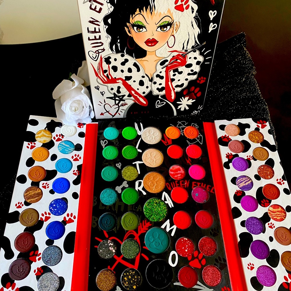 Eyeshadow bundle
